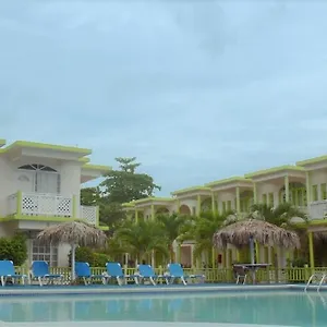 fun-holiday-beach-resort.hotelsnegriljamaica.com/